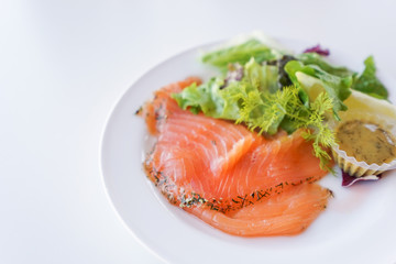 salmon salade image