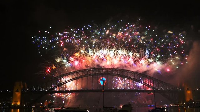 the sydney nye fireworks 2014 filmed in 4K