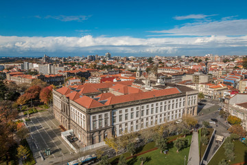 Fototapeta na wymiar Old city of Porto