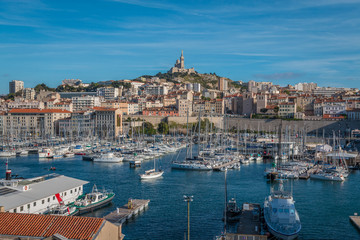 Fototapeta na wymiar Old port Marseilles France