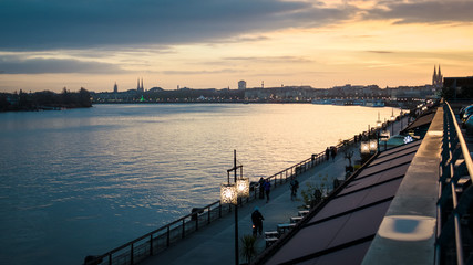 Bordeaux - Port de la Lune