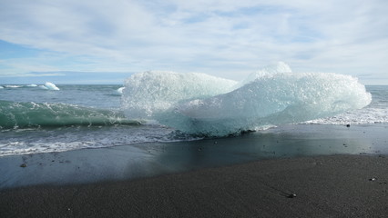 J&ouml;kulsarlon / Diamond beach