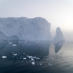 Fototapeta na wymiar arctic icebergs on arctic ocean in greenland