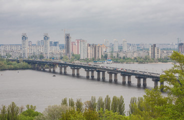 Fototapeta na wymiar Aerial top view of Paton bridge and Dnieper river from above, city of Kiev