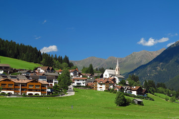 Fototapeta na wymiar Gsieser Tal, Südtirol, Italien