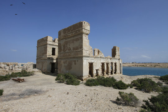 Ruined building of the National Bank in Suakin