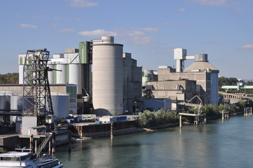Industrie bei Mainz