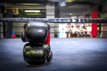 Photo sur Aluminium Arts martiaux black boxing gloves