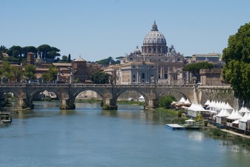Fototapeta na wymiar St. Peter's Basilica, Rome, Italy