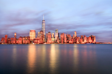 Fototapeta premium New York City Twilight Skyline