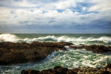 Crashing waves on Oregon's coast at Cape Perpetua
