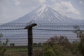 Mount Ararat behind the armenian-turkish borderfence