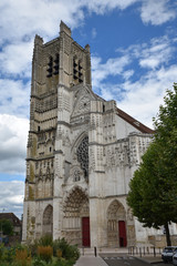 Cathédrale gothique d'Auxerre en Bourgogne, France
