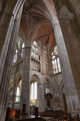 Fototapeta premium Nef de la cathédrale d'Auxerre en Bourgogne, France