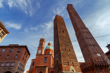 Bologna. The falling towers. © pillerss