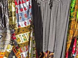 bunte afrikanische Kleidung