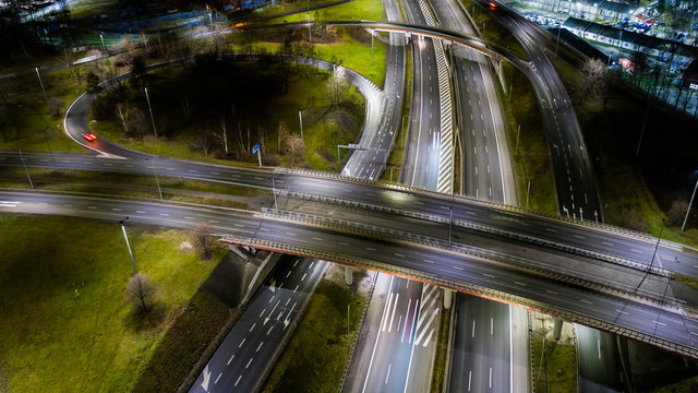Zakręt zjazd z autostrady
