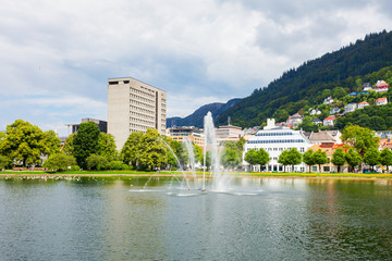 Lille Lungegardsvannet lake, Bergen © saiko3p