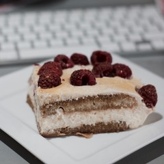 Tiramisu with raspberry