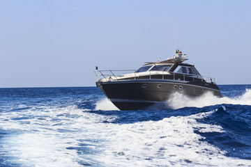 
The tour of the island of Capri 