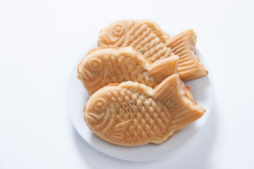 皿の上のタイヤキ