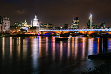 Fototapeta na wymiar London night cityscape with Blackfriars Bridge and St Pauls Cathedral