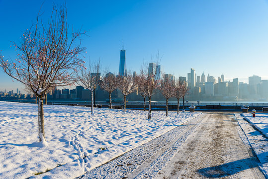 Scenic view to New York, Manhattan over Hudson river from Liberty State Park in wintertime. New Jersey, USA.