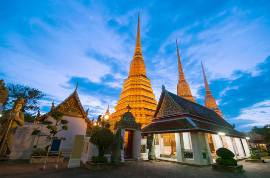 Landmark of BAngkok, Wat pho at dusk