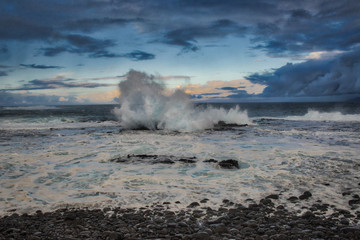 Ocean power hits cliff
