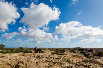 Young tourists on Dingli cliffs