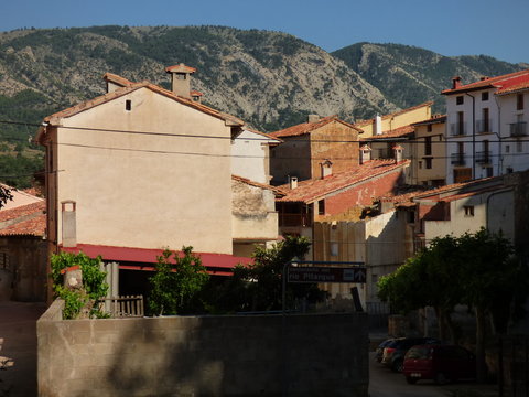 Puertomingalvo. Pueblo con encanto de Teruel en Aragón, España