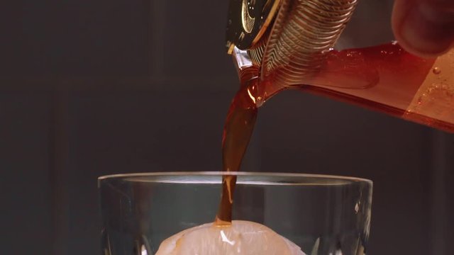 pouring an old fashioned
