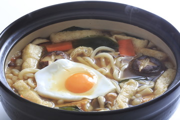 Stewed udon in a pot