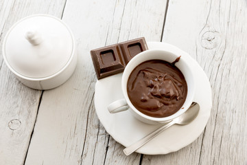 Hot fondant chocolate in the cup