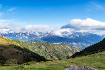 Fototapeta na wymiar Spanien - Kantabrien - Picos de Europa