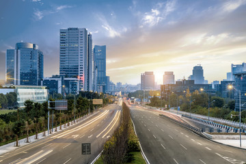 Plakat empty highway with cityscape and skyline of chongqing,China.