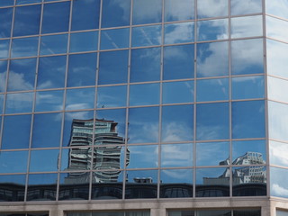 Obraz premium Rotterdam – Silhouetten und Stadtansichten der Hafenstadt in der niederländischen Provinz Südholland