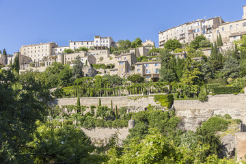 Le village de Gordes dans le Luberon, labellisé Plus Beaux Villages de France