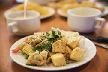 Salads are delicious, rich nutrition 