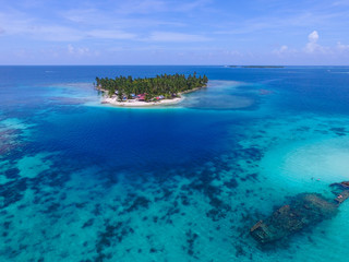 Fototapeta na wymiar Aerial Image from San Blas Islands in Panama