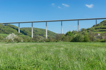 Kochertalbrücke bei Geislingen