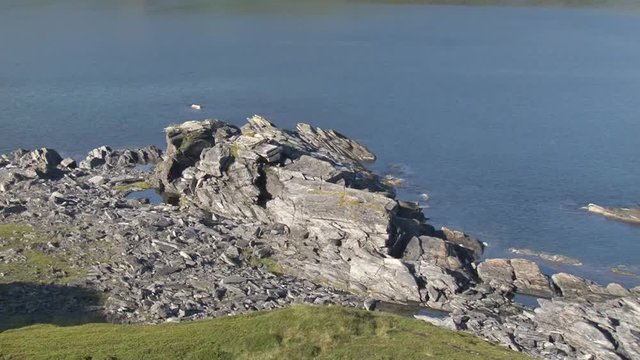 Norwegen, Norge, Honningsv&aring;g, Nordkapp, Mager&oslash;ya, Skarsv&aring;g, Kirkeporten, Kirchenpforte, Horn, Nordkapphorn, Mefjord, Vestfjord, Ford, Klippe, Loch, Naturjuwel