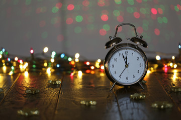 Alarm clock / A few minutes left before the New Year