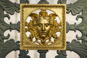 Torino, Decorazione su Cancello 