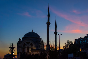 Fototapeta na wymiar Beautiful sunset at Ortakoy mosque