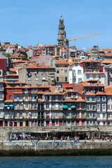 Fototapeta na wymiar View of the Porto's old town from across the Douro River