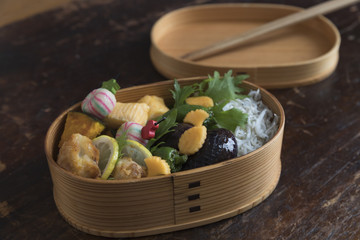 秋の行楽わっぱ弁当