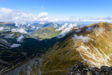 Obraz premium slovakian carpathian mountains in autumn.