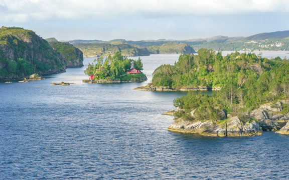 Landschaft an der Küste von Norwegen