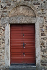 Fototapeta na wymiar Portal Romanische Kirche